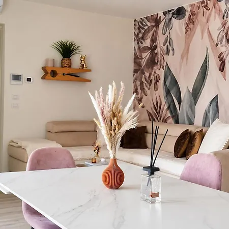 Apartment Nala By Al